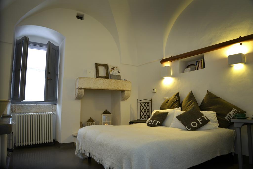 I 7 Archi Guest House Ostuni Værelse billede